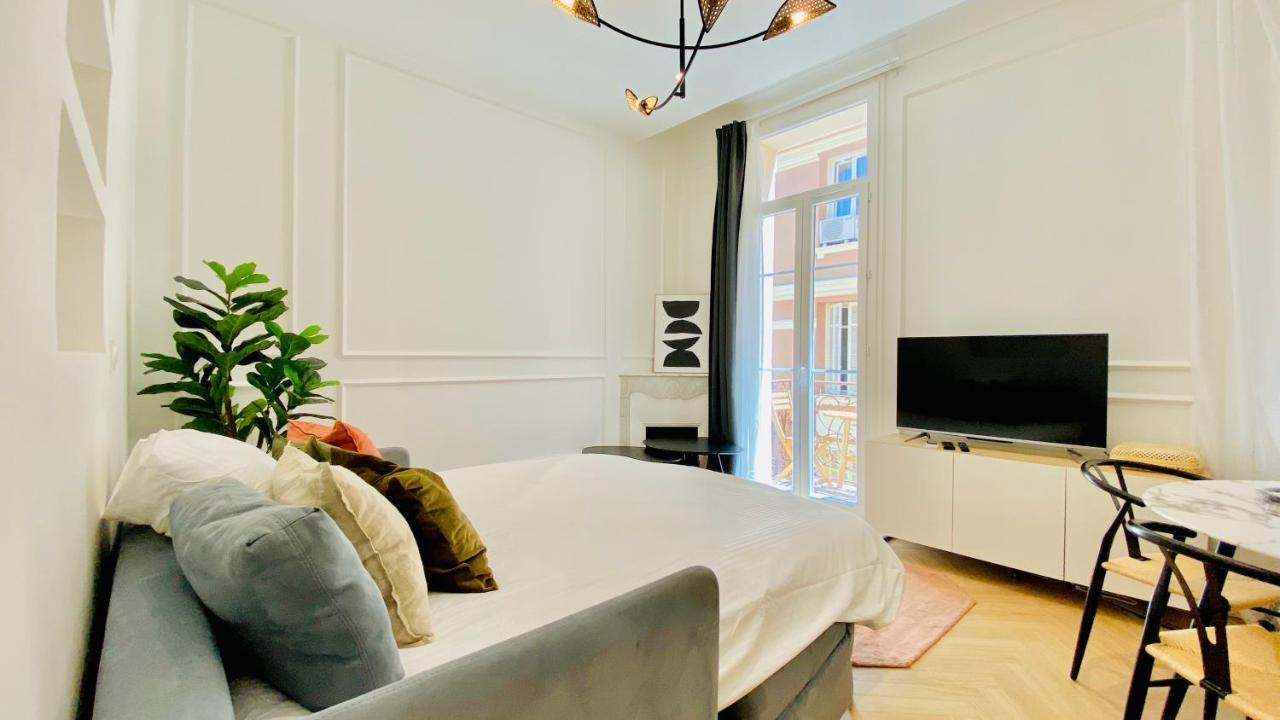 Newly Renovated Apartment With Balcony, Ac, Fiber Internet مونتي كارلو المظهر الخارجي الصورة